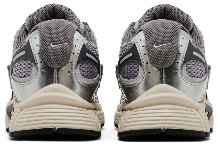Nike V5 RNR Cement Grey
