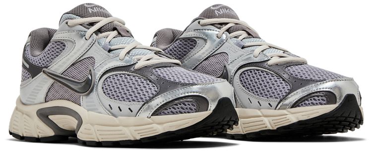 Nike V5 RNR Cement Grey