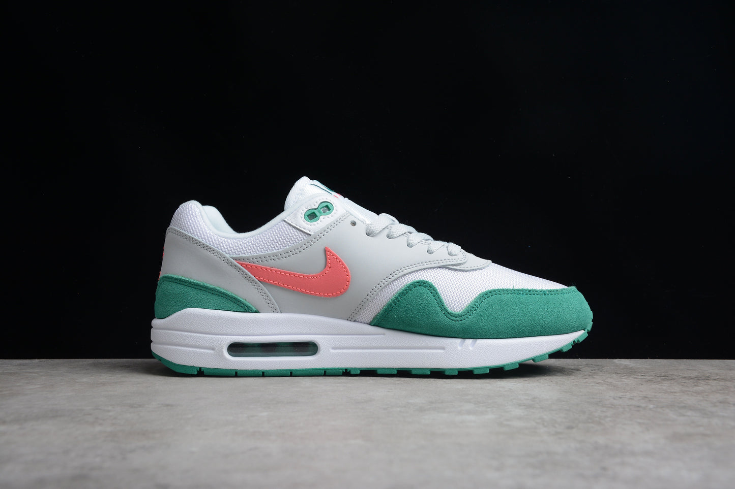 Nike Air max 1 green