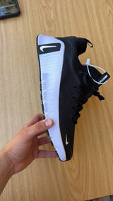 Nike metcon black /white stock