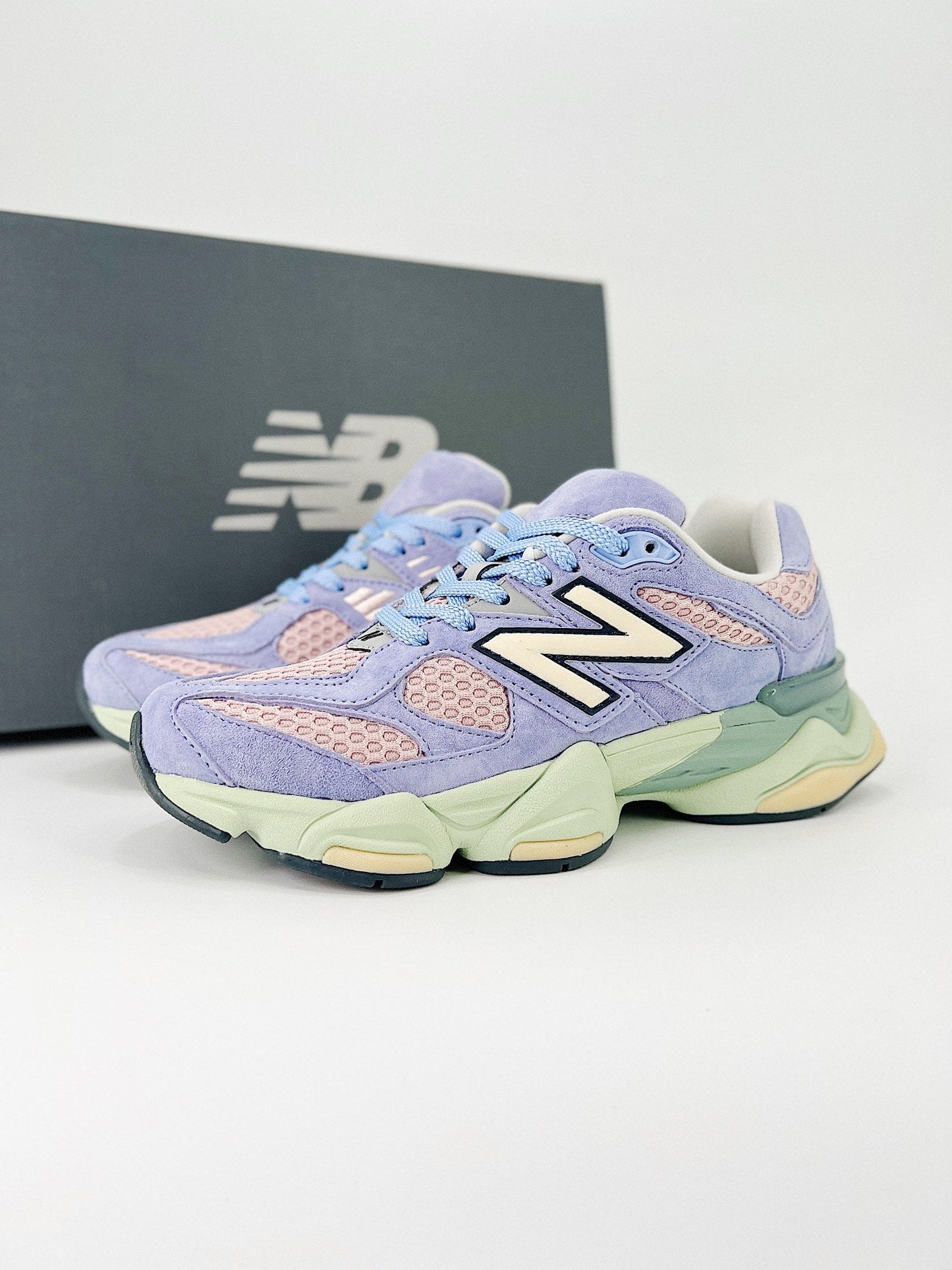 New Balance NB 9060 Whitaker