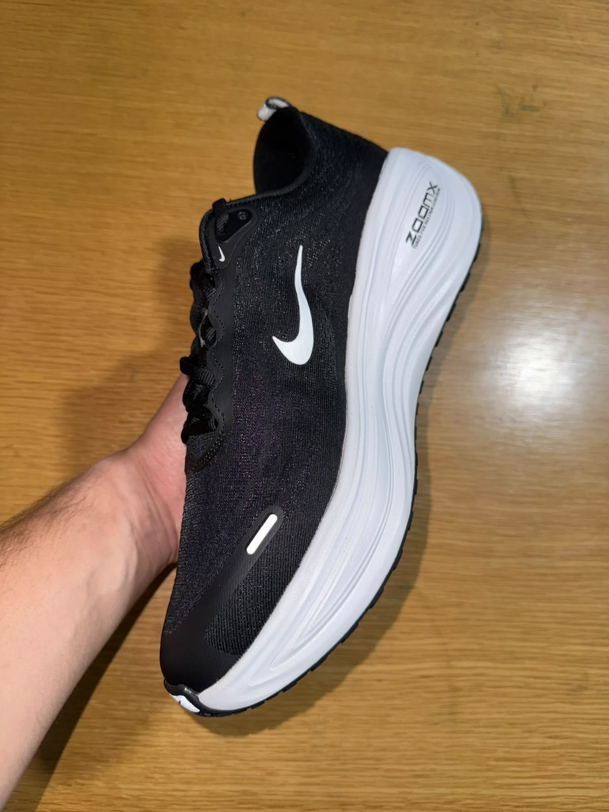 Nike Vomero Plus Black/White