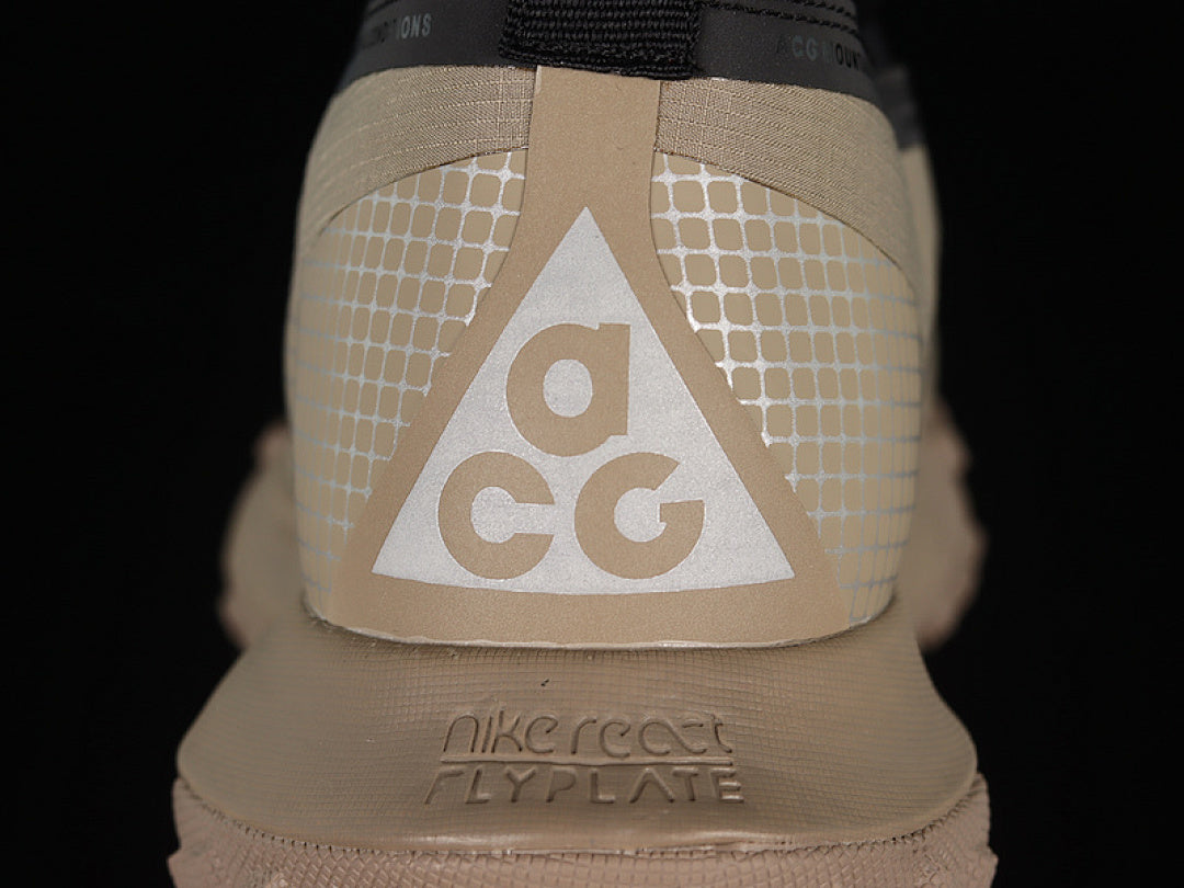 ACG MOUNTAIN FLY GORE TEX KHAKI/METALLIC SILVER