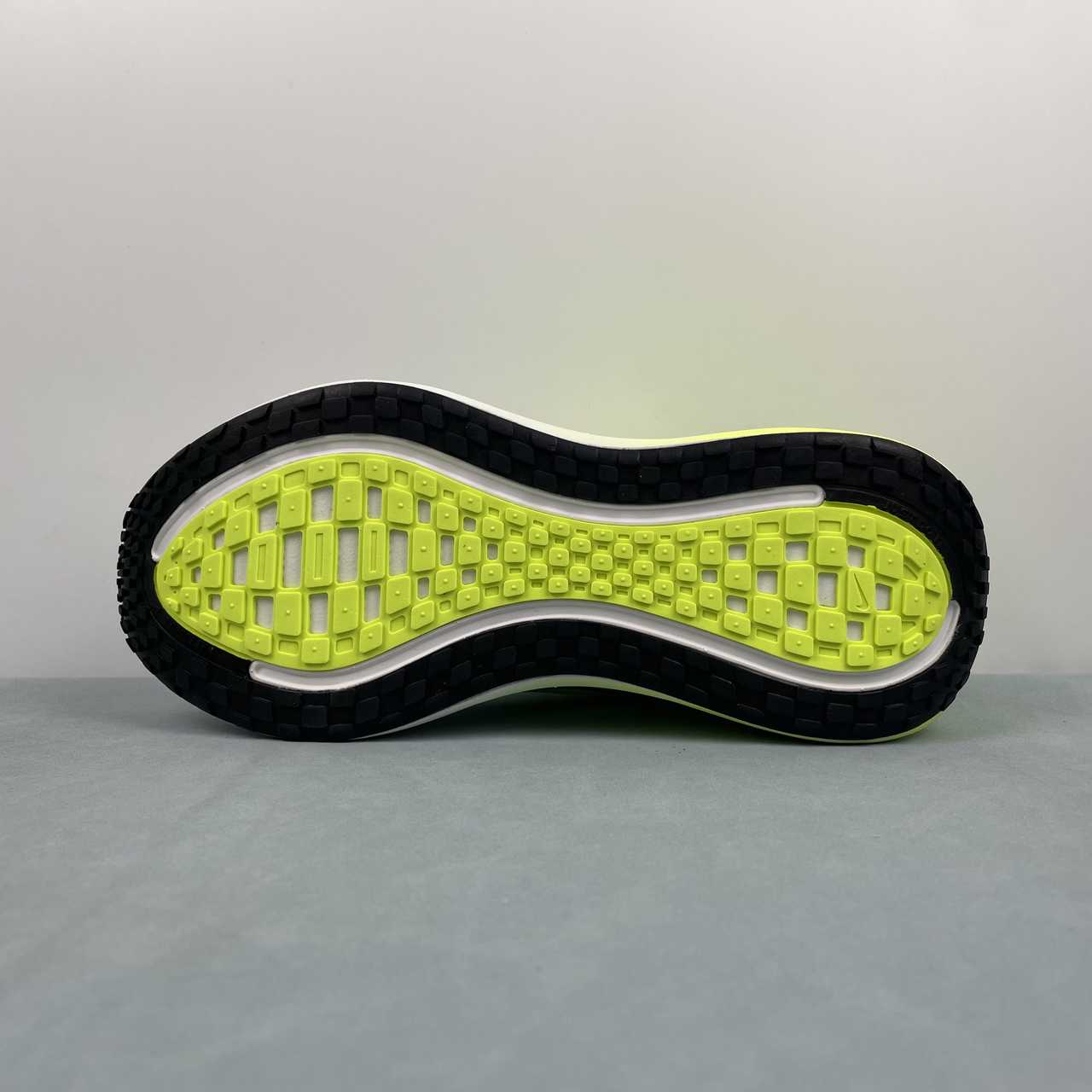 Nike Zoom Vomero PLUS 35-46
