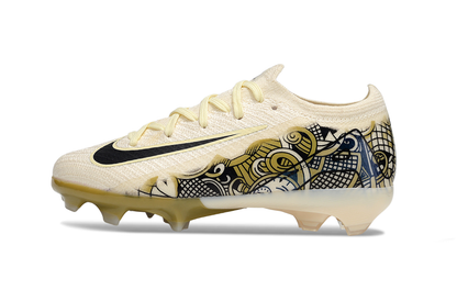 KIDS FOOTBALL SHOES FROM SIZES 30 - 35