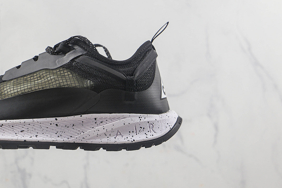 ACG MOUNTAIN FLY LOW GTX SE BLACK/BLACK/WHITE