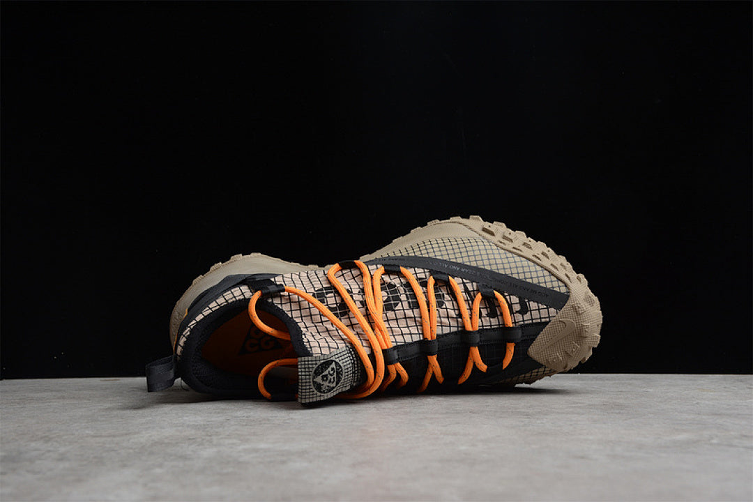 ACG MOUNTAIN FLY LOW FOSSIL STONE/BLACK