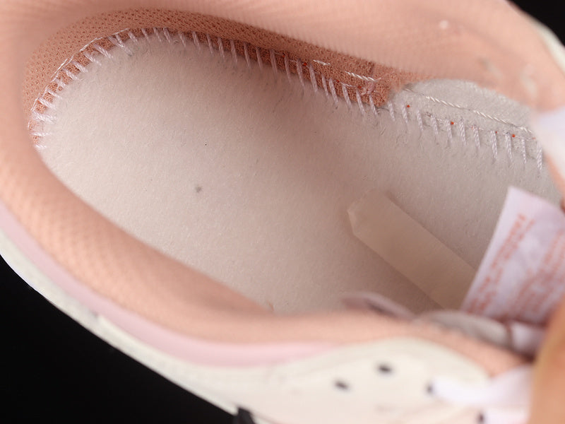 【300】[DD1503-118]-[DUNK LOW WHITE/PINK]-[WOMAN:36-41]
