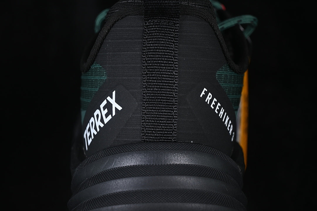 TERREX FREEHIKER 3 LOW CASUAL LIFE SHOES BLACKISH GREEN/BLACK