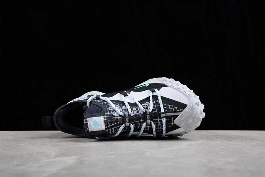 ACG MOUNTAIN FLY LOW SE WHITE/ANTHRACITE/GREY FOG/BLACK