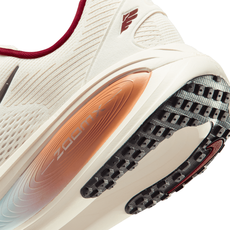 Nike Vomero 18