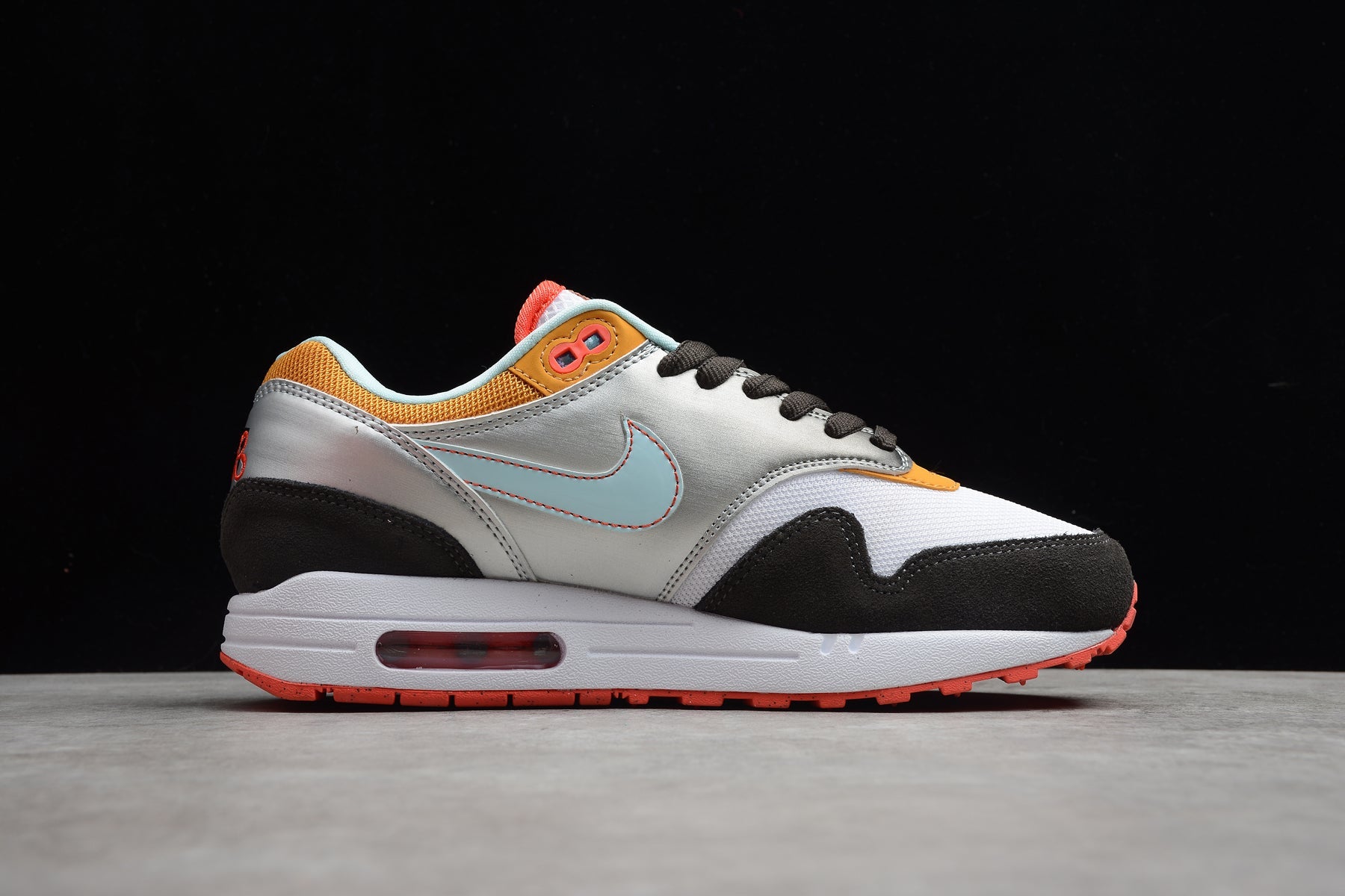 Nike Air max 1 orange