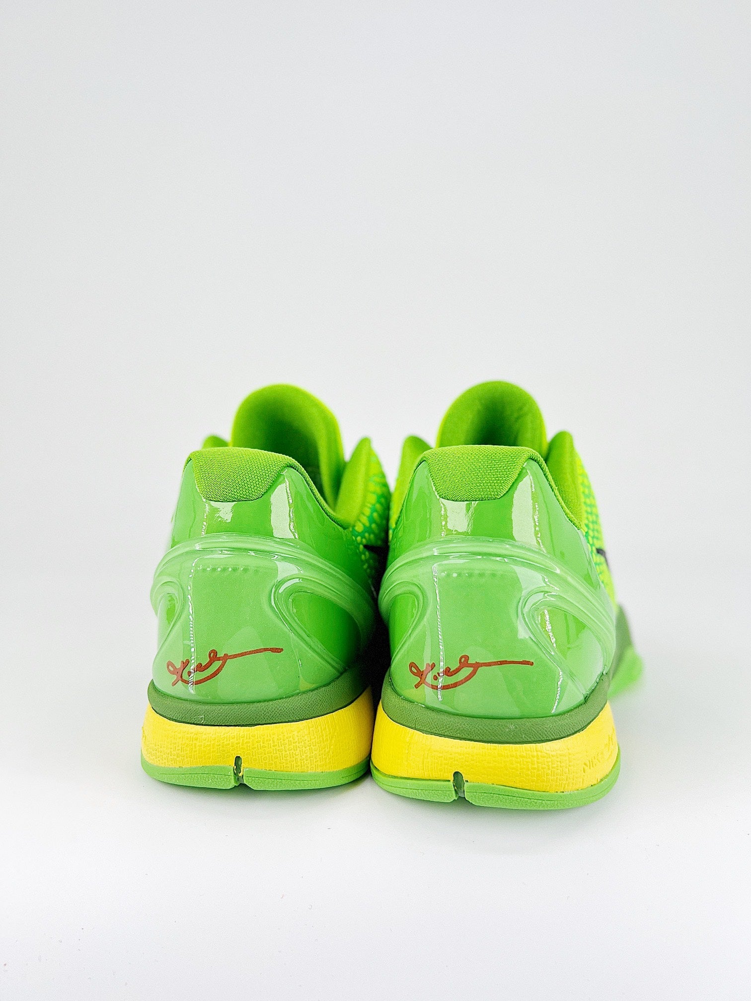NIKE Zoom KOBE 6 GRINCHES