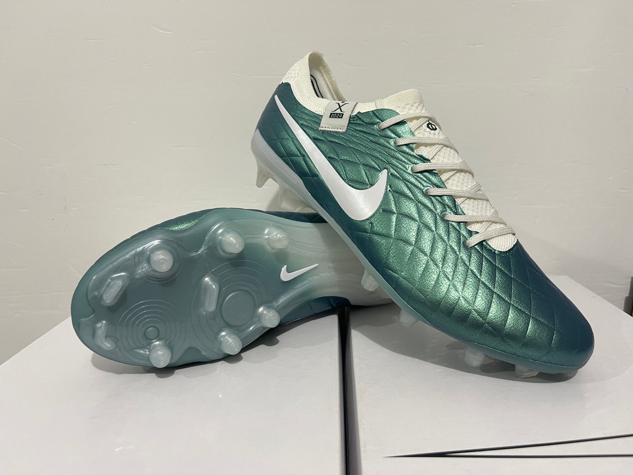 Nike Tiempo Legend X ‘Pearl'30th anniversary stylings.