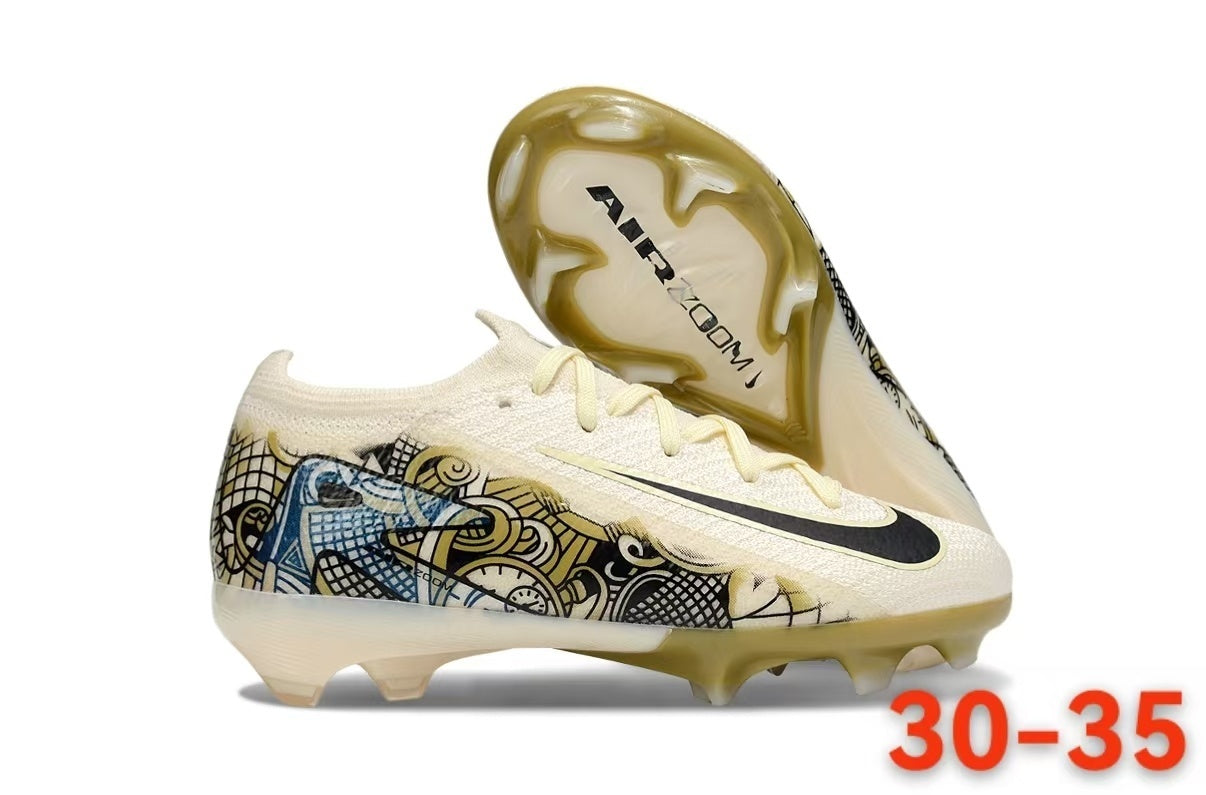 KIDS FOOTBALL SHOES FROM SIZES 30 - 35