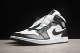 Air jordan mid classical black