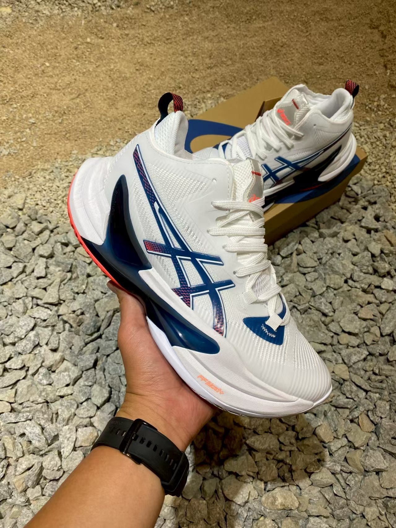 ASICS Men's Metarise 2 Volleyball Shoes