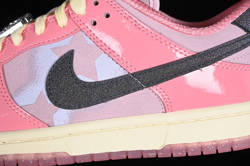 DUNK LOW LX BARBIE PINK FOAM/PALE VANILLA/BLACK/LOTUS PINK