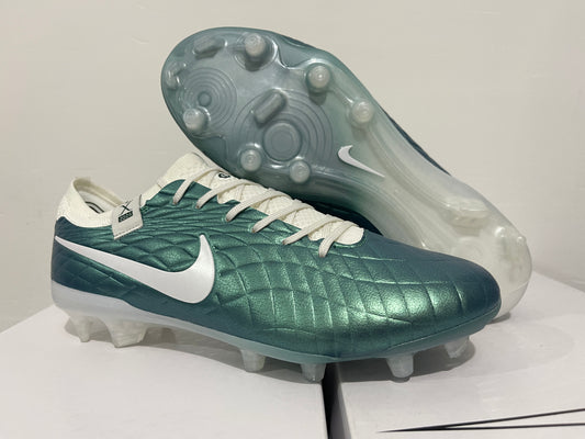 Nike Tiempo Legend X ‘Pearl'30th anniversary stylings.