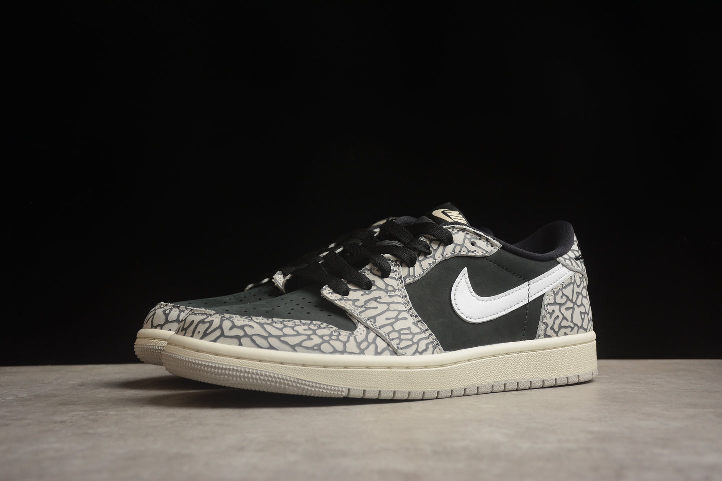 Air Jordan Low 1 Gris