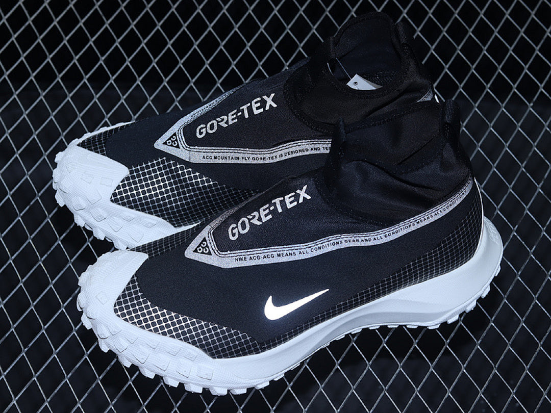 ACG MOUNTAIN FLY GTX BLACK/METALLIC SILVER