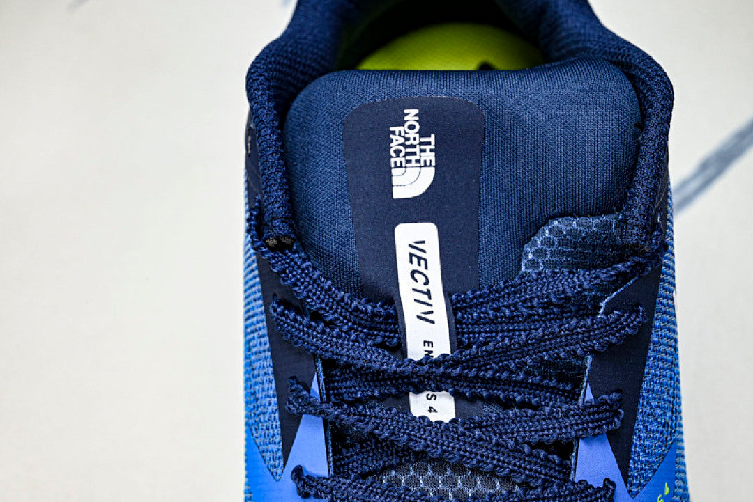 NFOA8AEP-73T THENORTHFACE ENDURIS 4 BLUE/WHITE