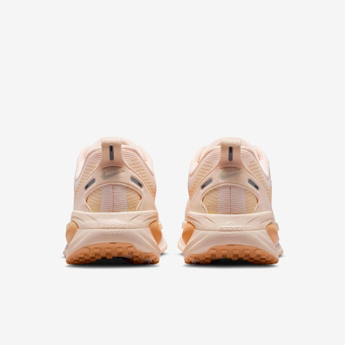 Nike Vomero 18