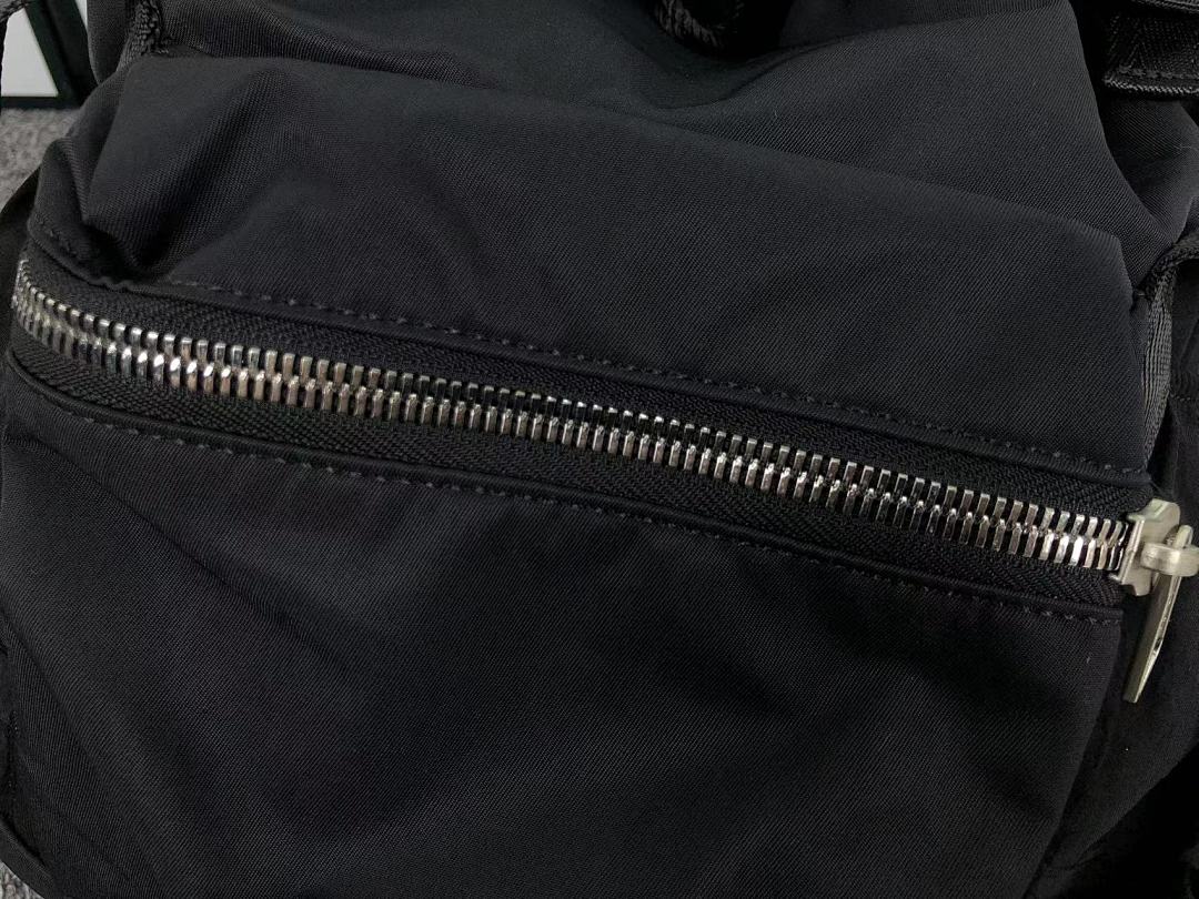 DIESEL BAG 111261575 (长24CM*宽14CM*高35CM)