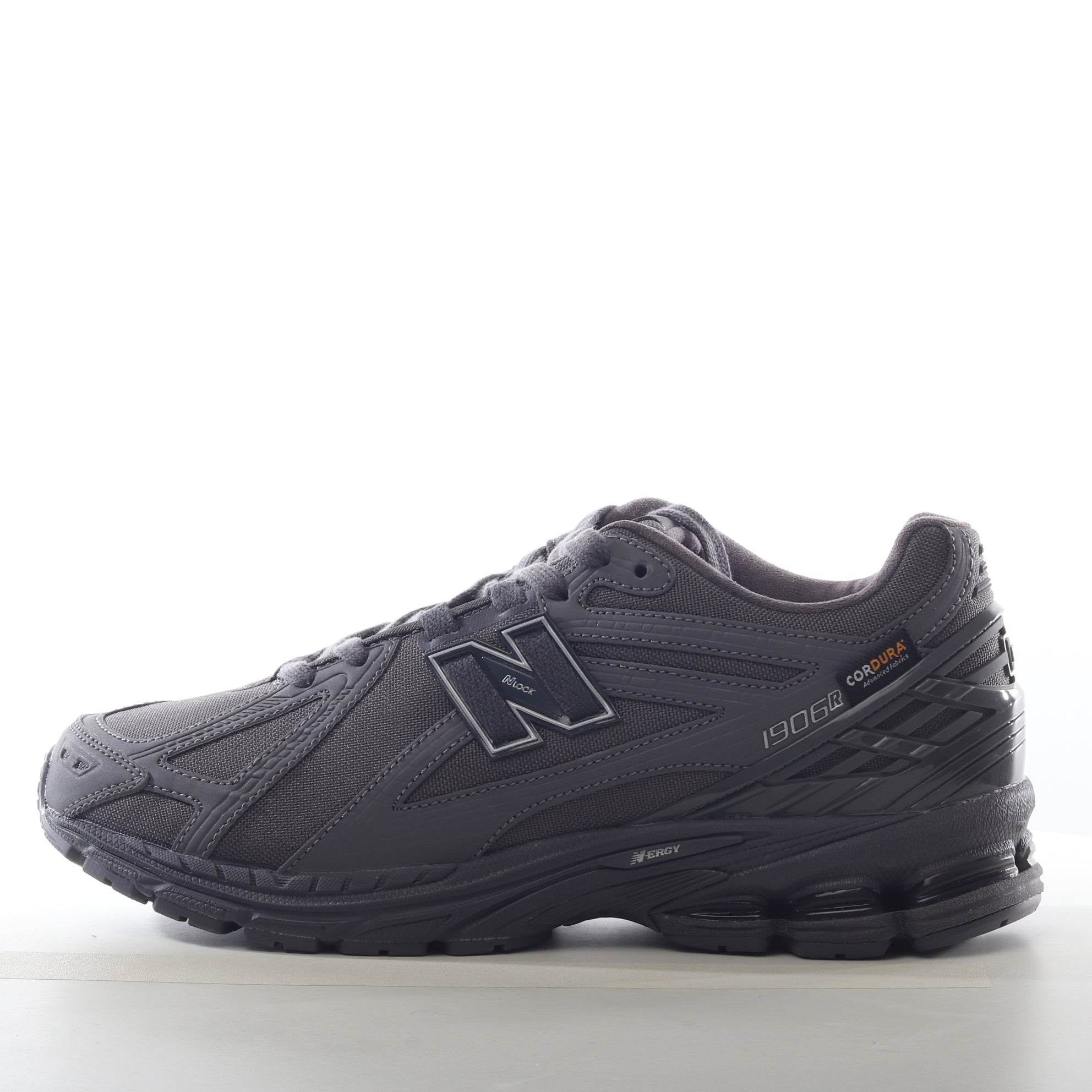 RUNNING SHOES New Balance 1906