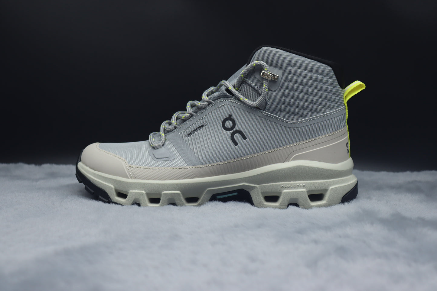 ONCLOUD ROCK LOW WATER PROOF