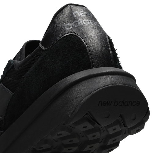 New Balance 370