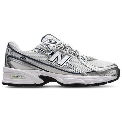 New Balance 740