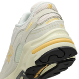 New Balance 1000