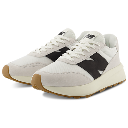 New Balance 370