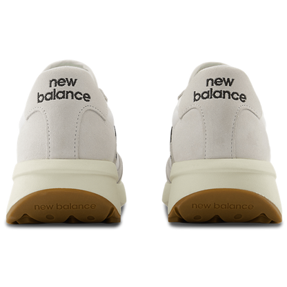 New Balance 370