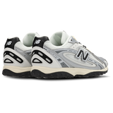 New Balance 204L