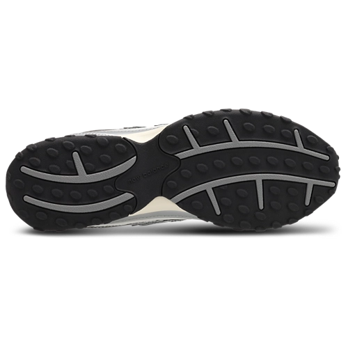 New Balance 204L