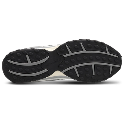 New Balance 204L