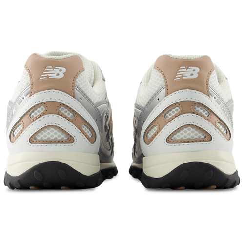 New Balance 204L