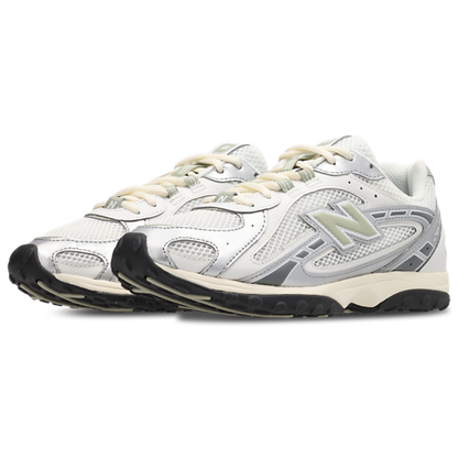 New Balance 204L