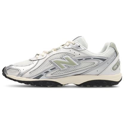 New Balance 204L