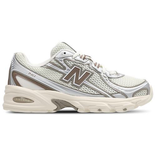 New Balance 740