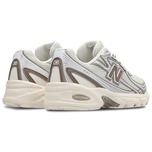 New Balance 740