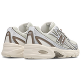 New Balance 740