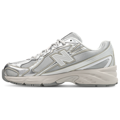 New Balance 740
