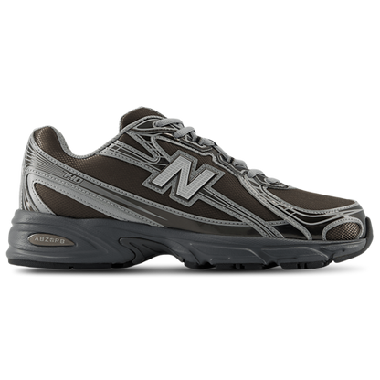 New Balance 740