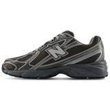 New Balance 740