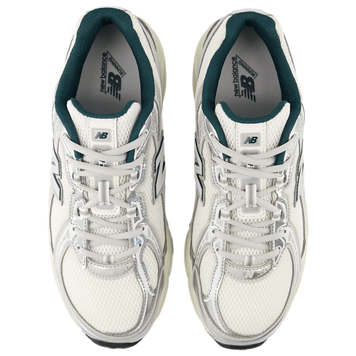 New Balance 740