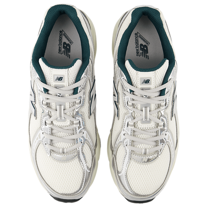 New Balance 740
