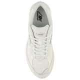New Balance 2002R